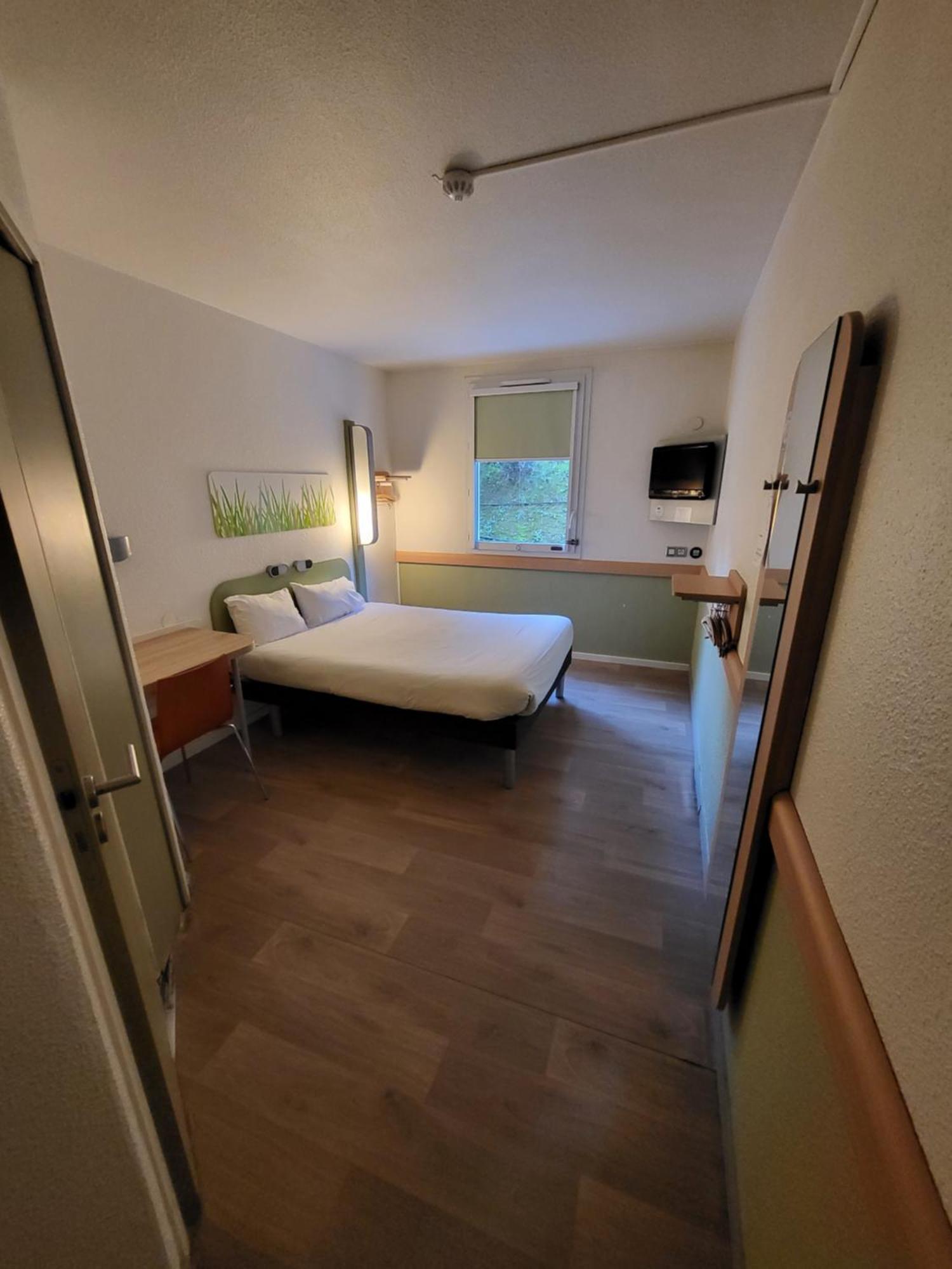 Hotel Ibis Budget Valentine