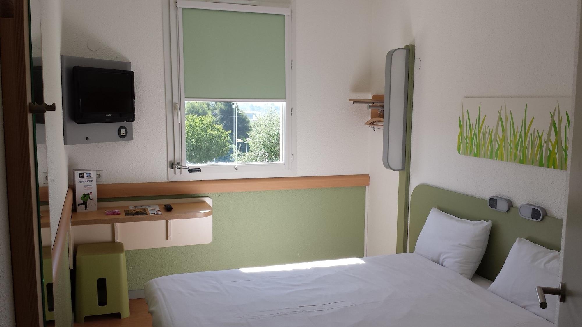 Hotel Ibis Budget Valentine 2*